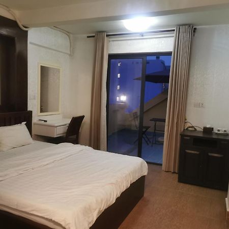 Sovanphum Riverside Phnom Penh Exterior foto